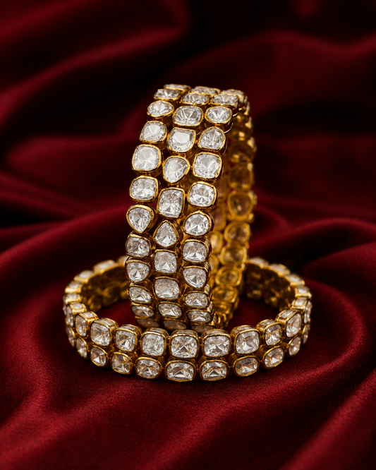 The Classic Elegant Gold Classic Polki Bangle