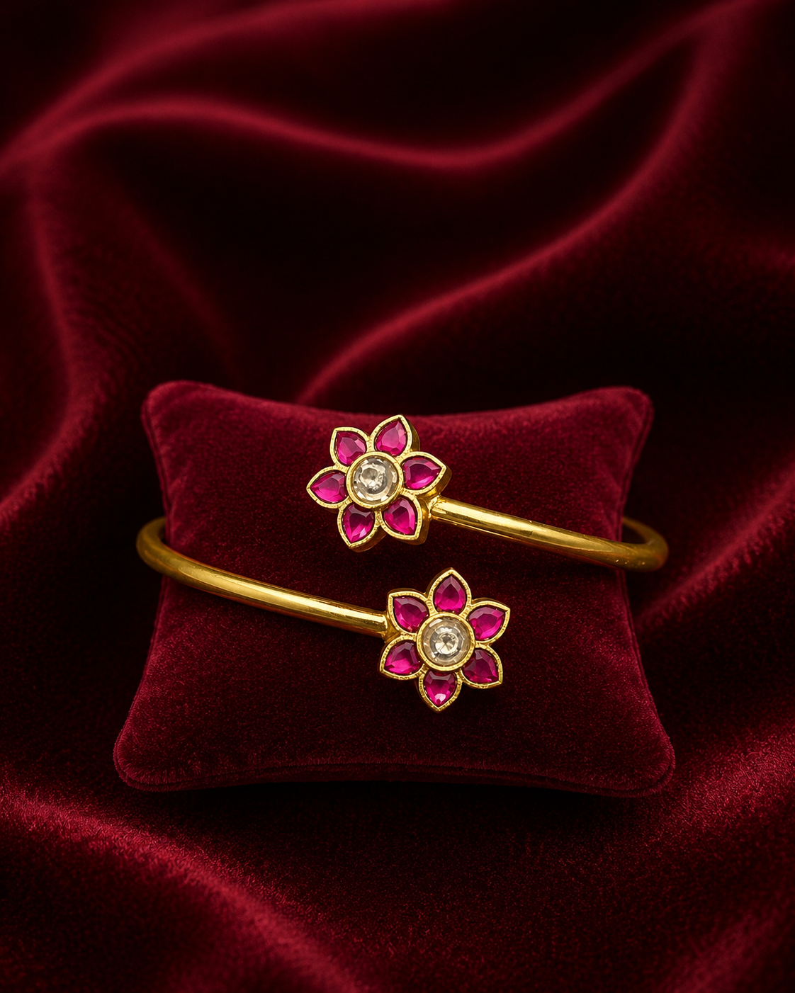 The Heritage Elegant Pearl Radiant Kundan Bangle